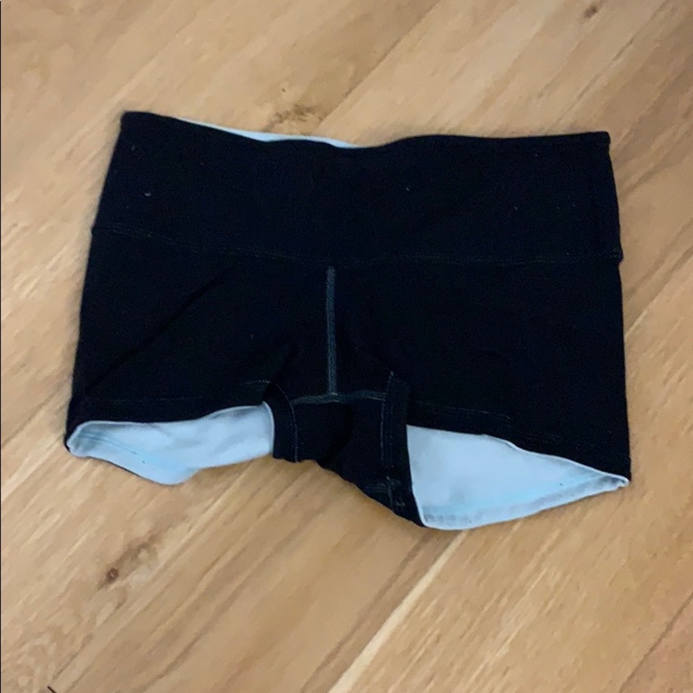 Lululemon workout booty shorts